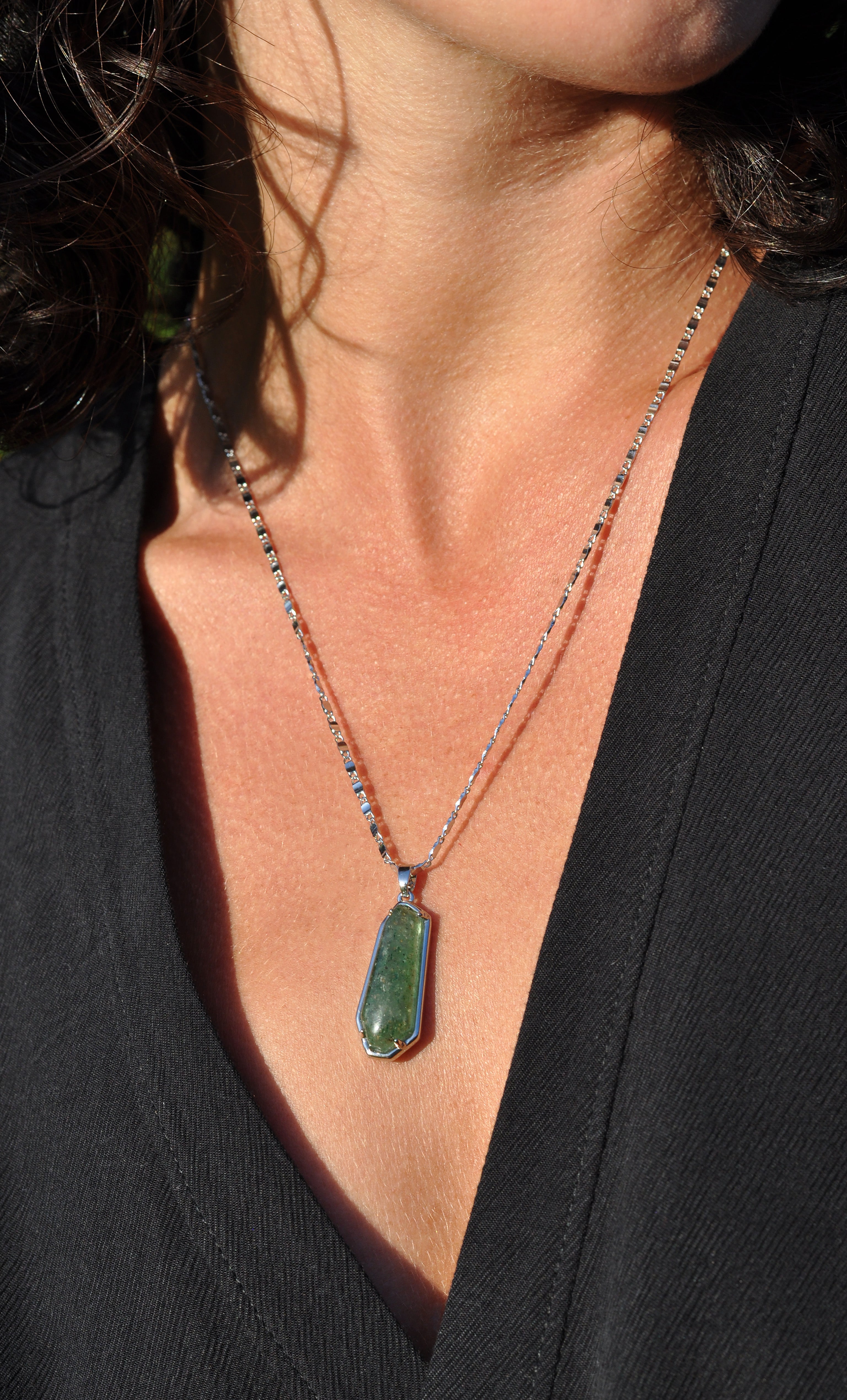 Night Ocean Aventurine Gemstone Pendant Necklace – 24K White Gold Fill | Tunik