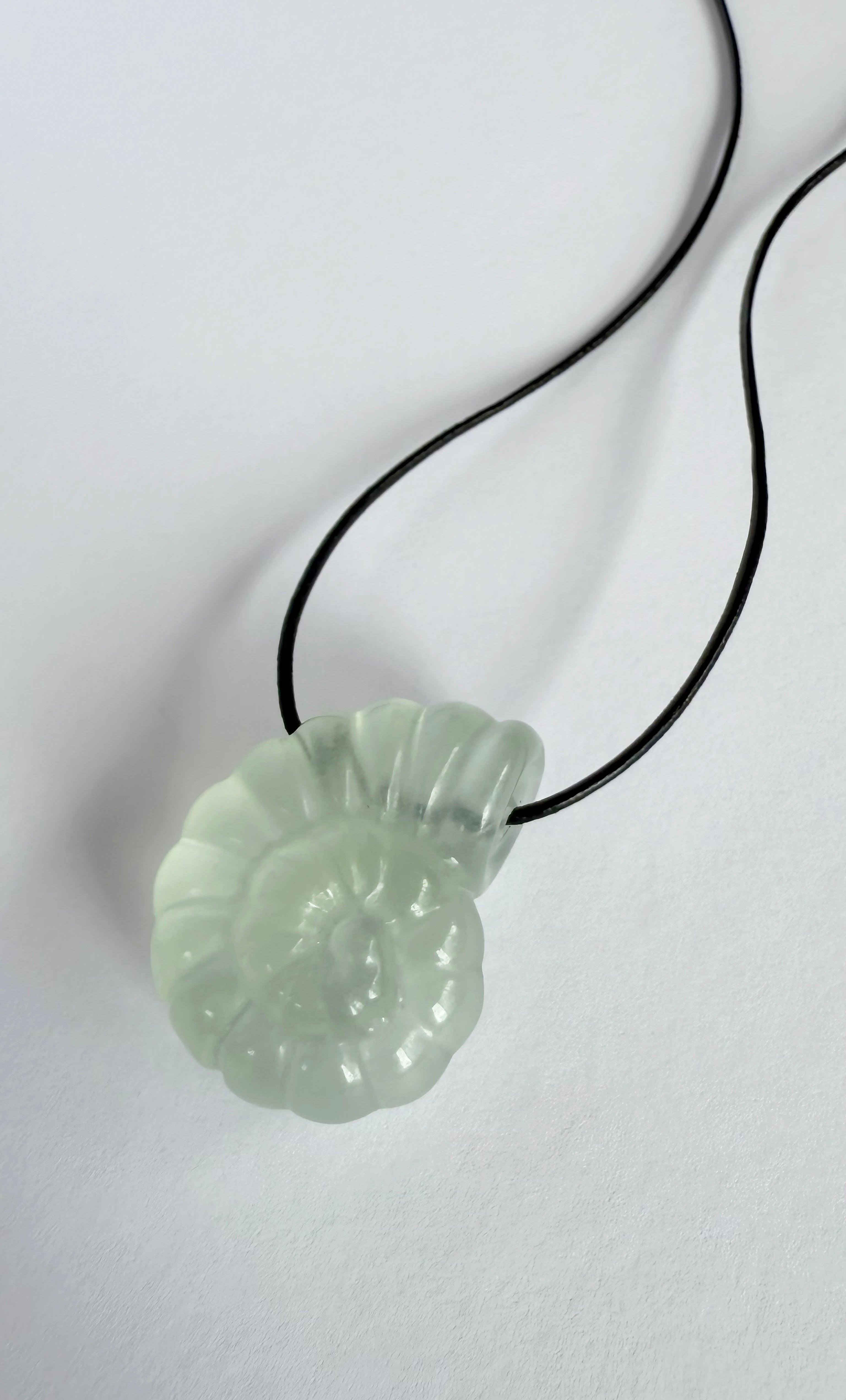 Nautilus Carved AAA Grade Fluorite Stone Shell Long Pendant Necklace | Tunik