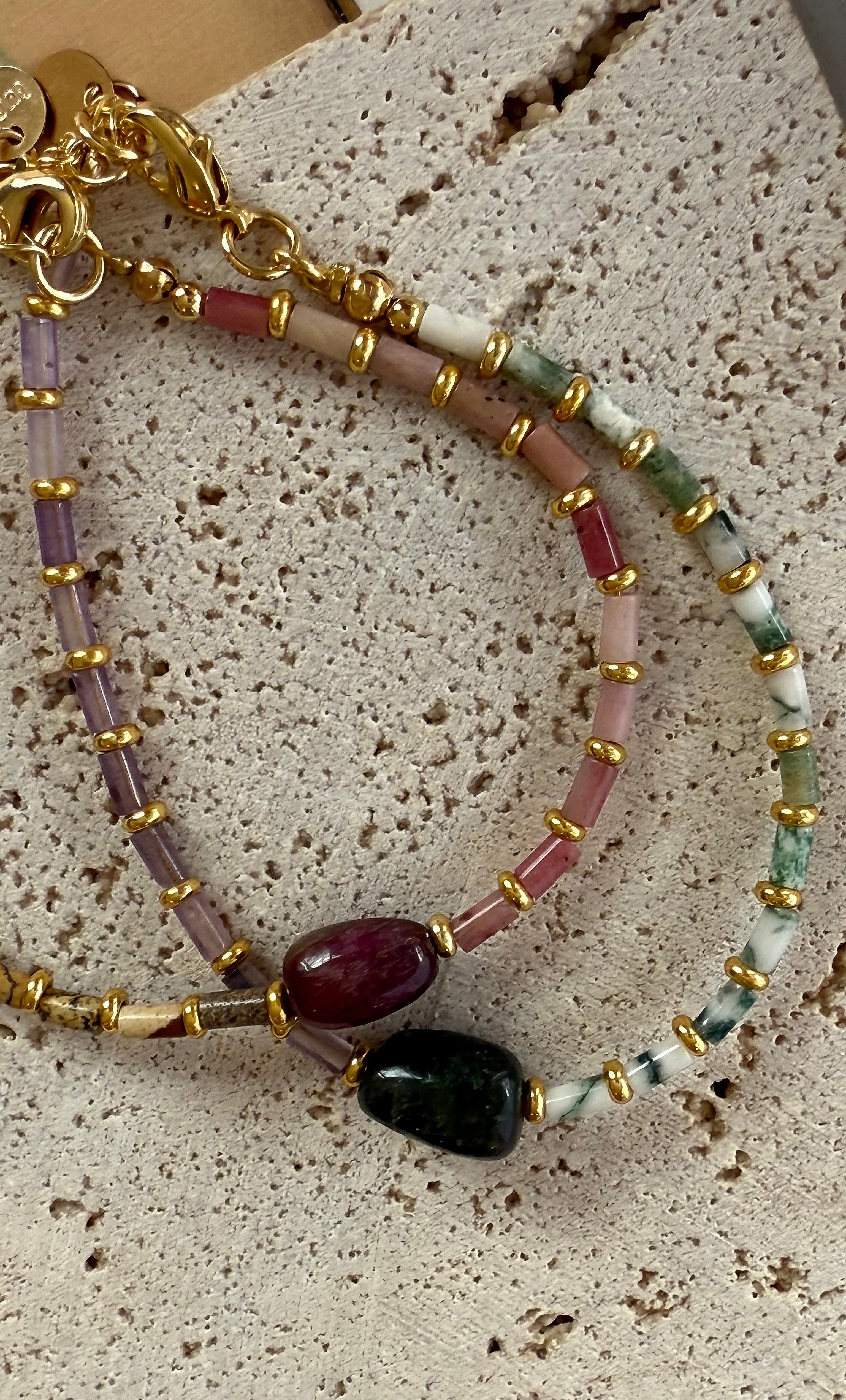 Terra Nomade Green Tree Agate and Amethyst Handmade Beaded Bracelet | Tunik