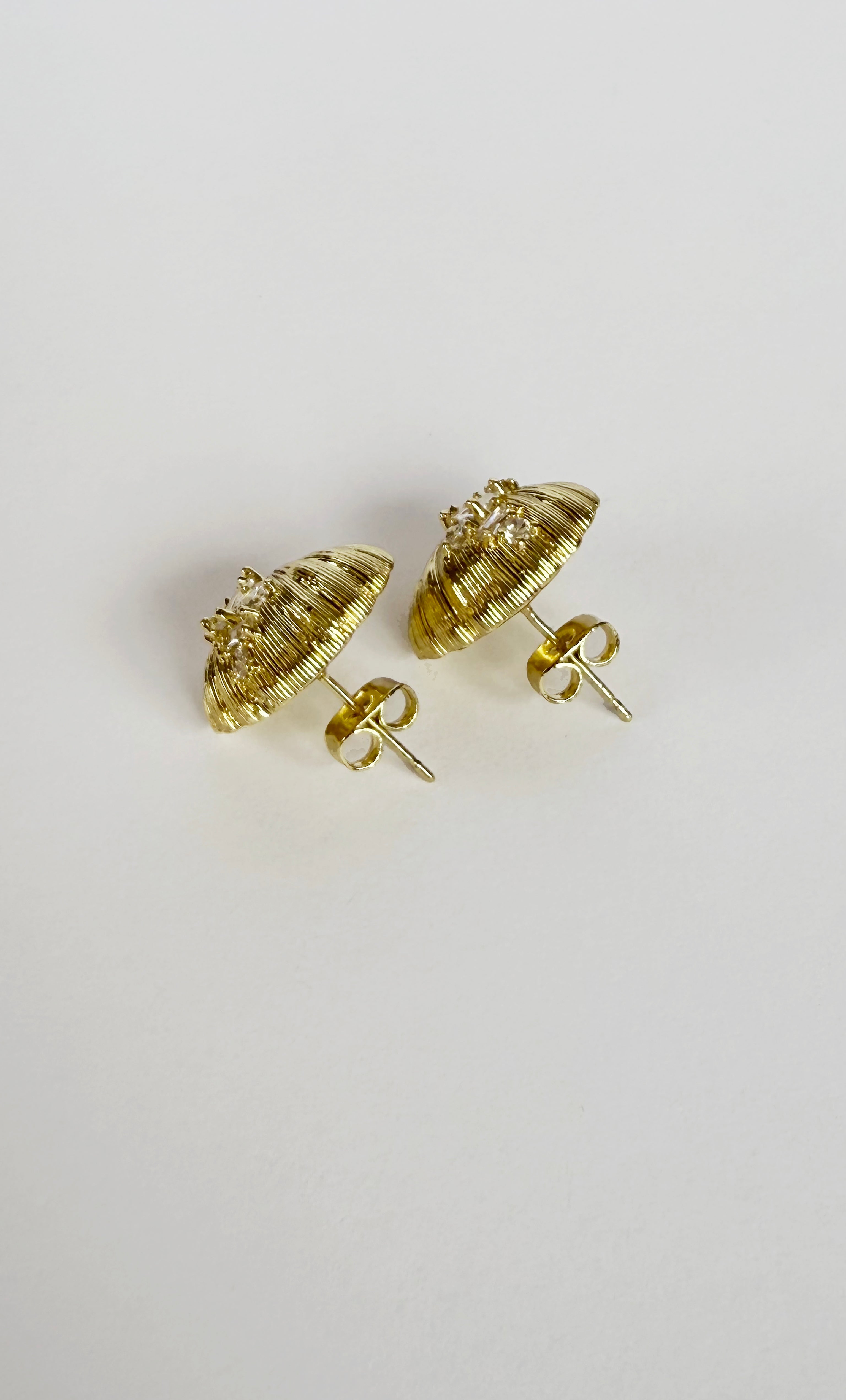 14K Gold Fill Sea Shell Stud Earrings with Clear Zirconias | Tunik