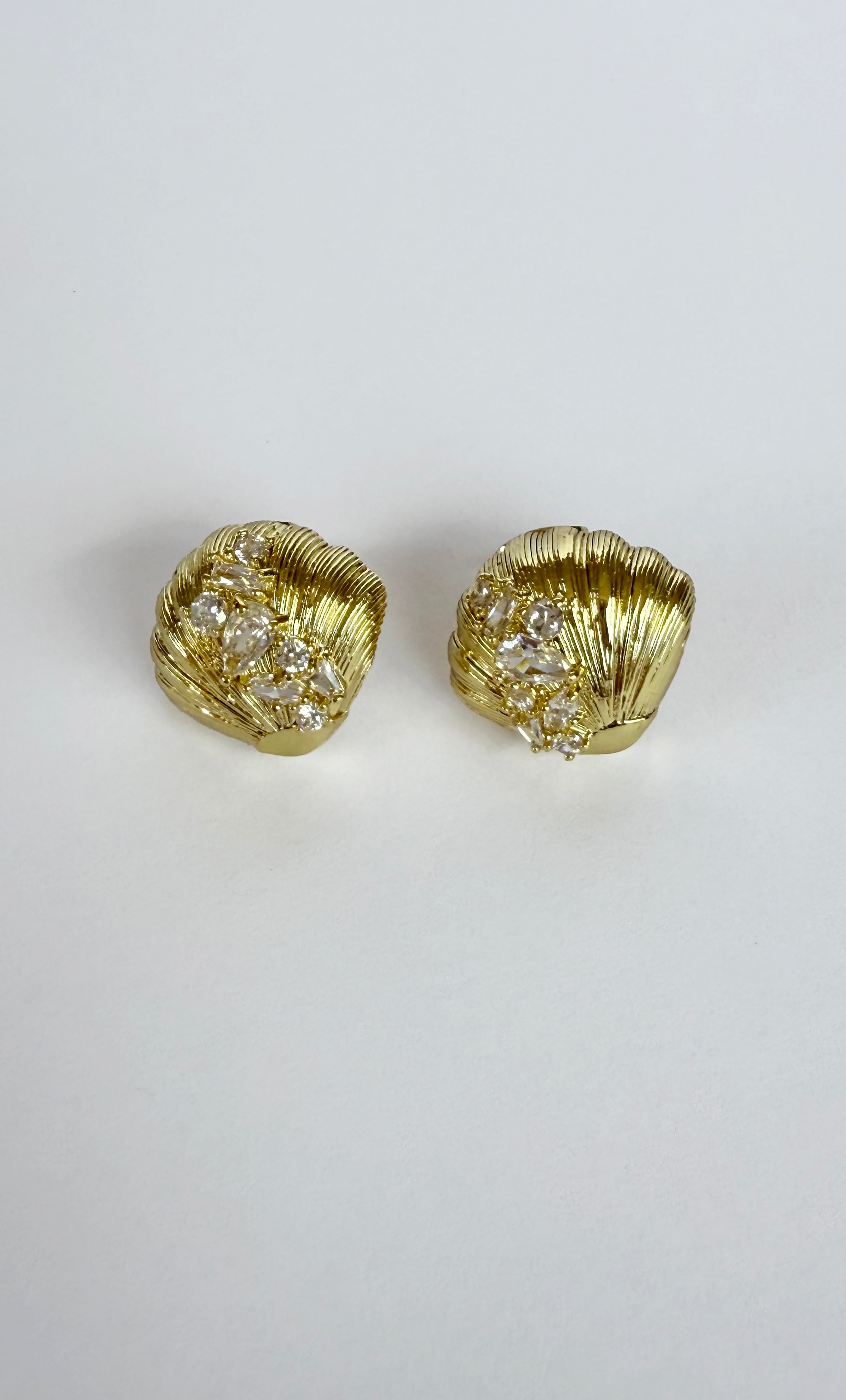 14K Gold Fill Sea Shell Stud Earrings with Clear Zirconias | Tunik
