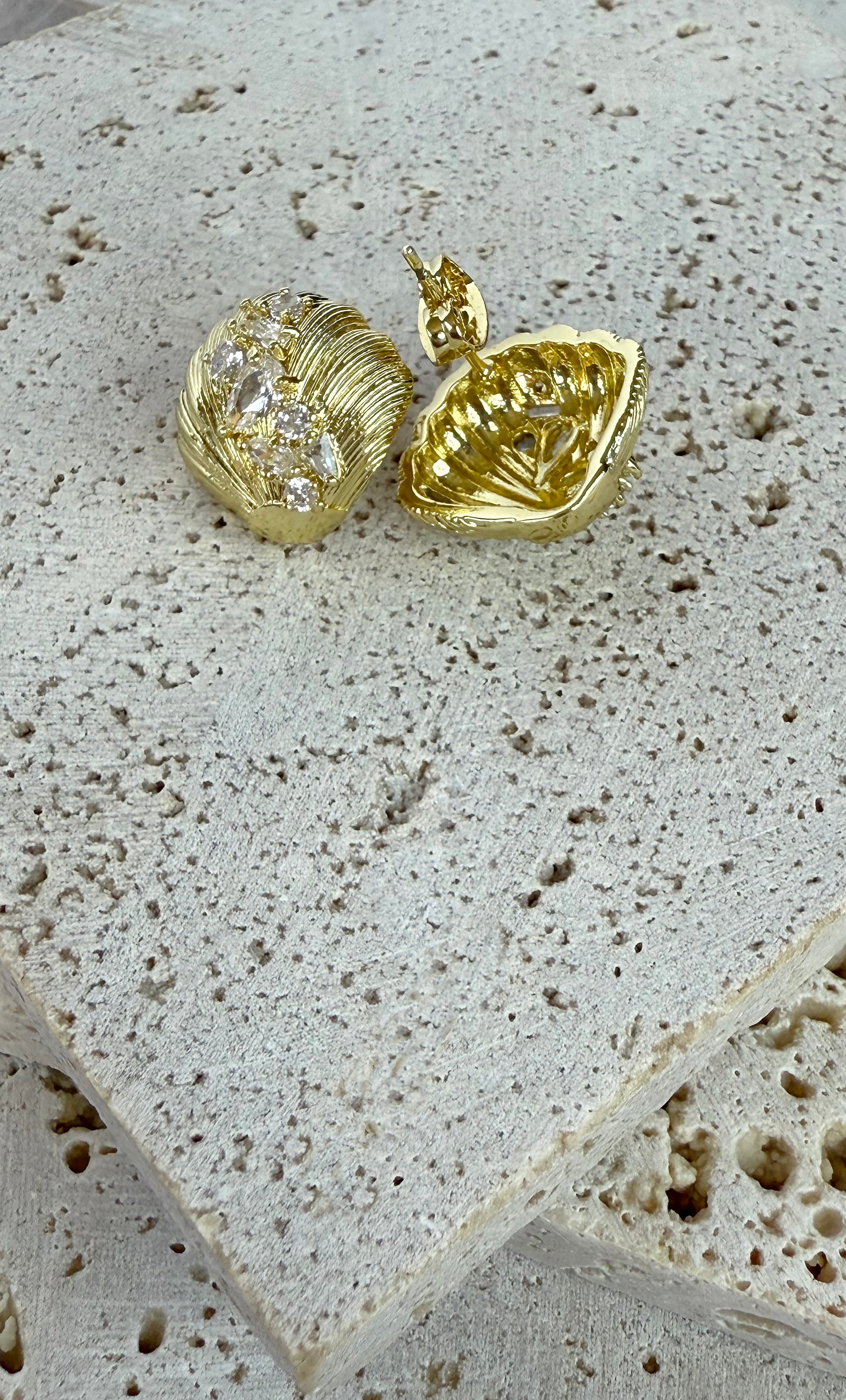 14K Gold Fill Sea Shell Stud Earrings with Clear Zirconias | Tunik