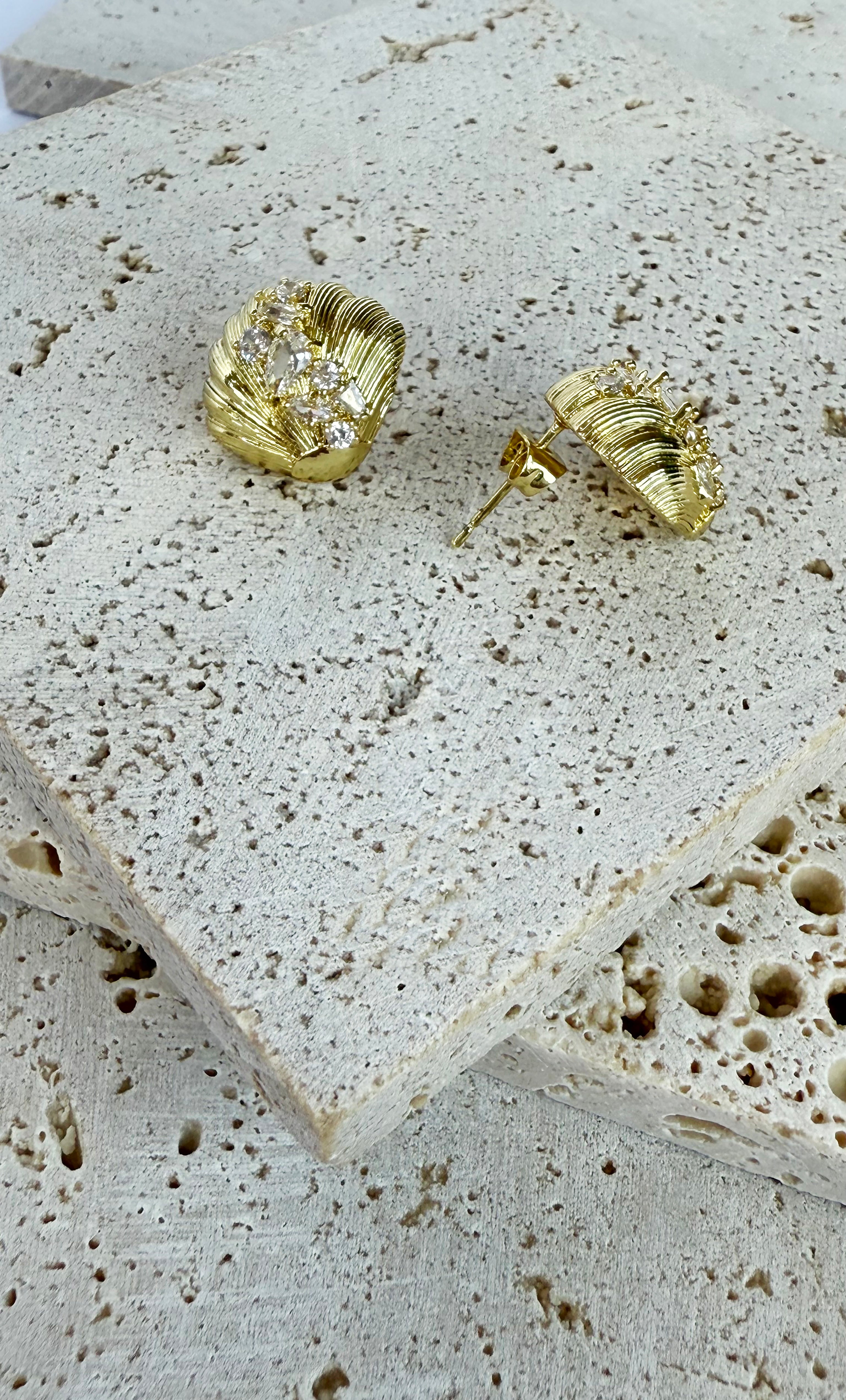 14K Gold Fill Sea Shell Stud Earrings with Clear Zirconias | Tunik