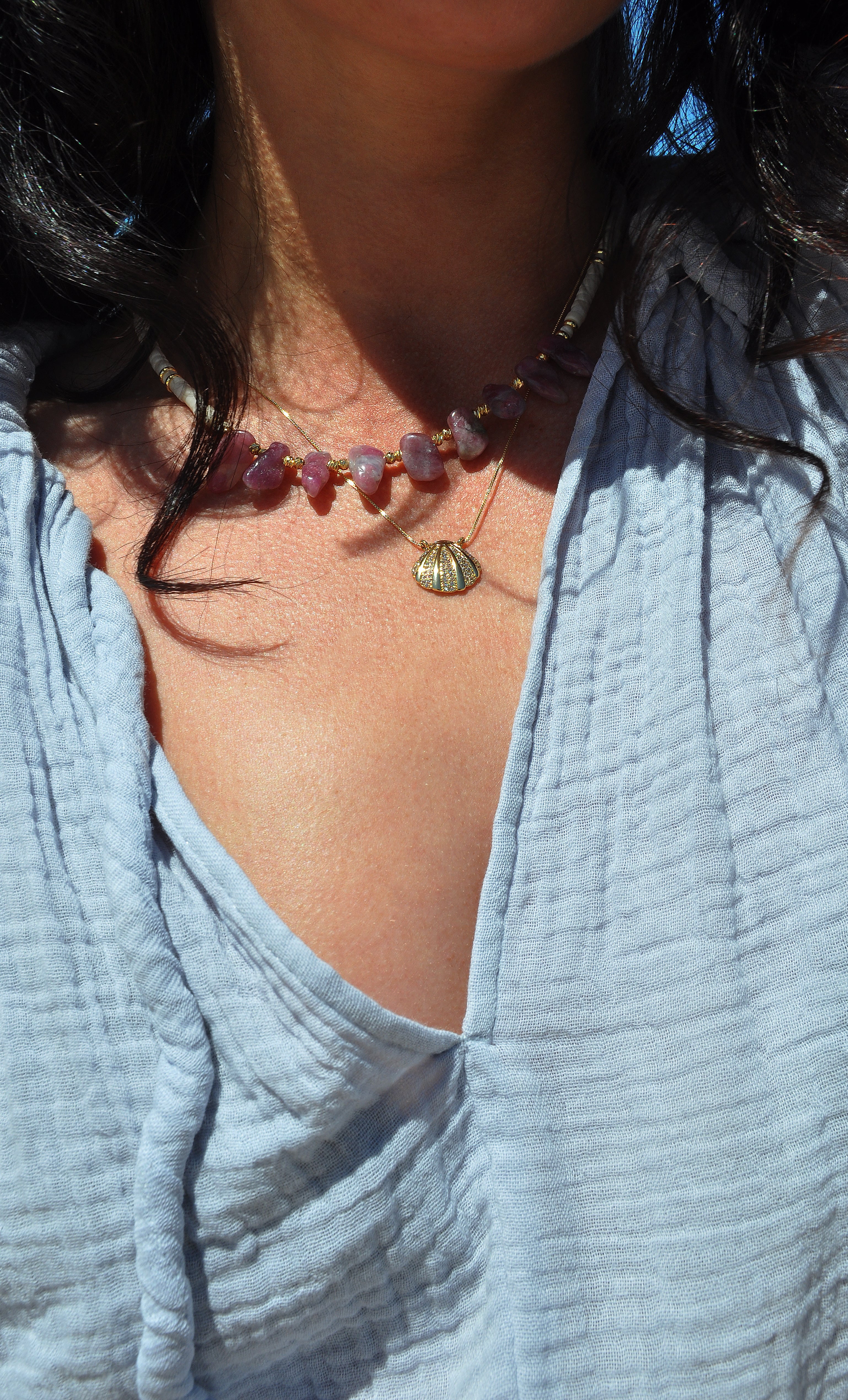 Fine Clam Shell Pendant Necklace 16K Gold Fill | Tunik