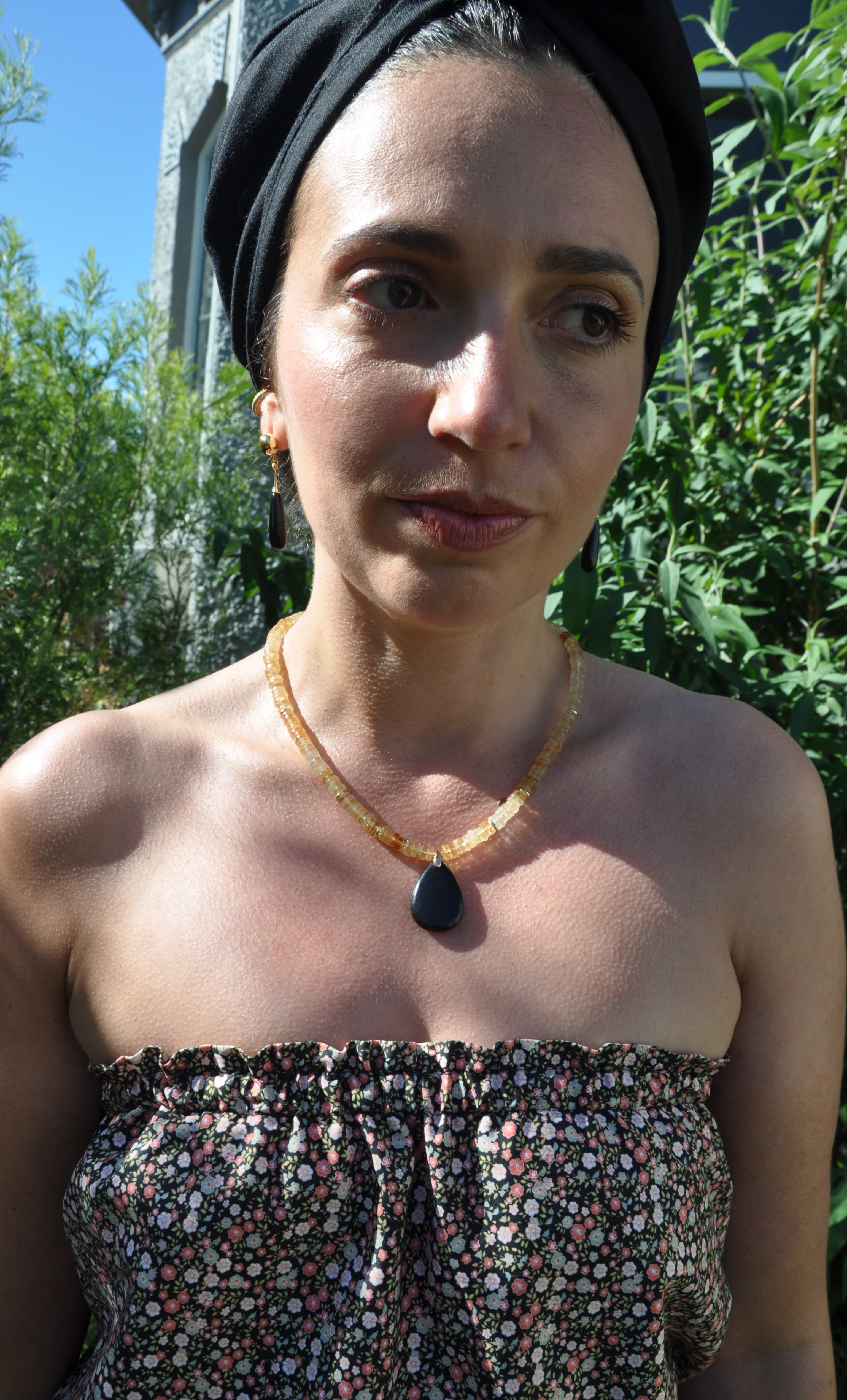 Nomade Amulet Natural Citrine Heishi Bead Necklace with Natural Shungite Carved Pendant | Tunik