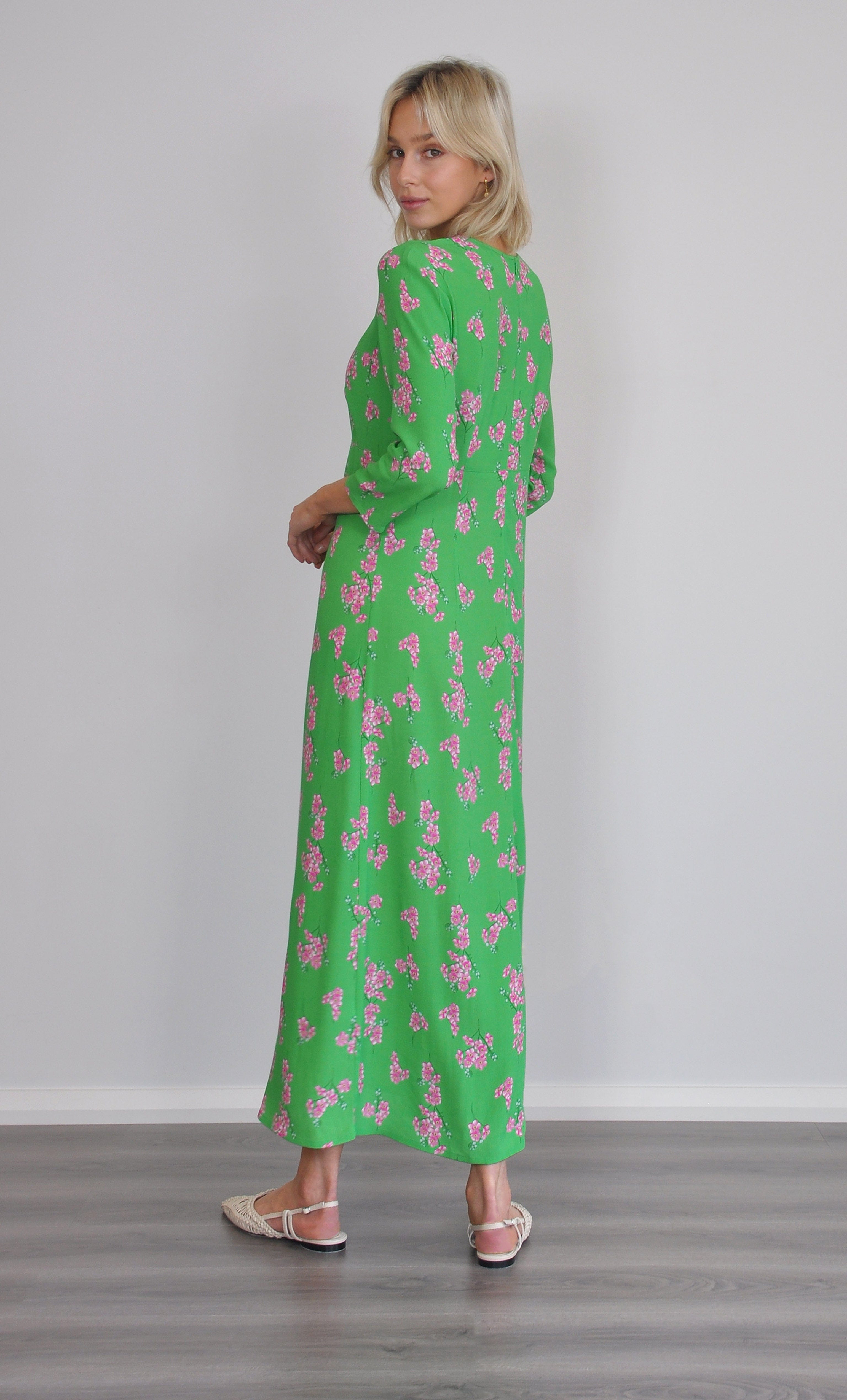 Vivienne Empire Midi Dress in Cherry Blossom Print – Tunik Australia