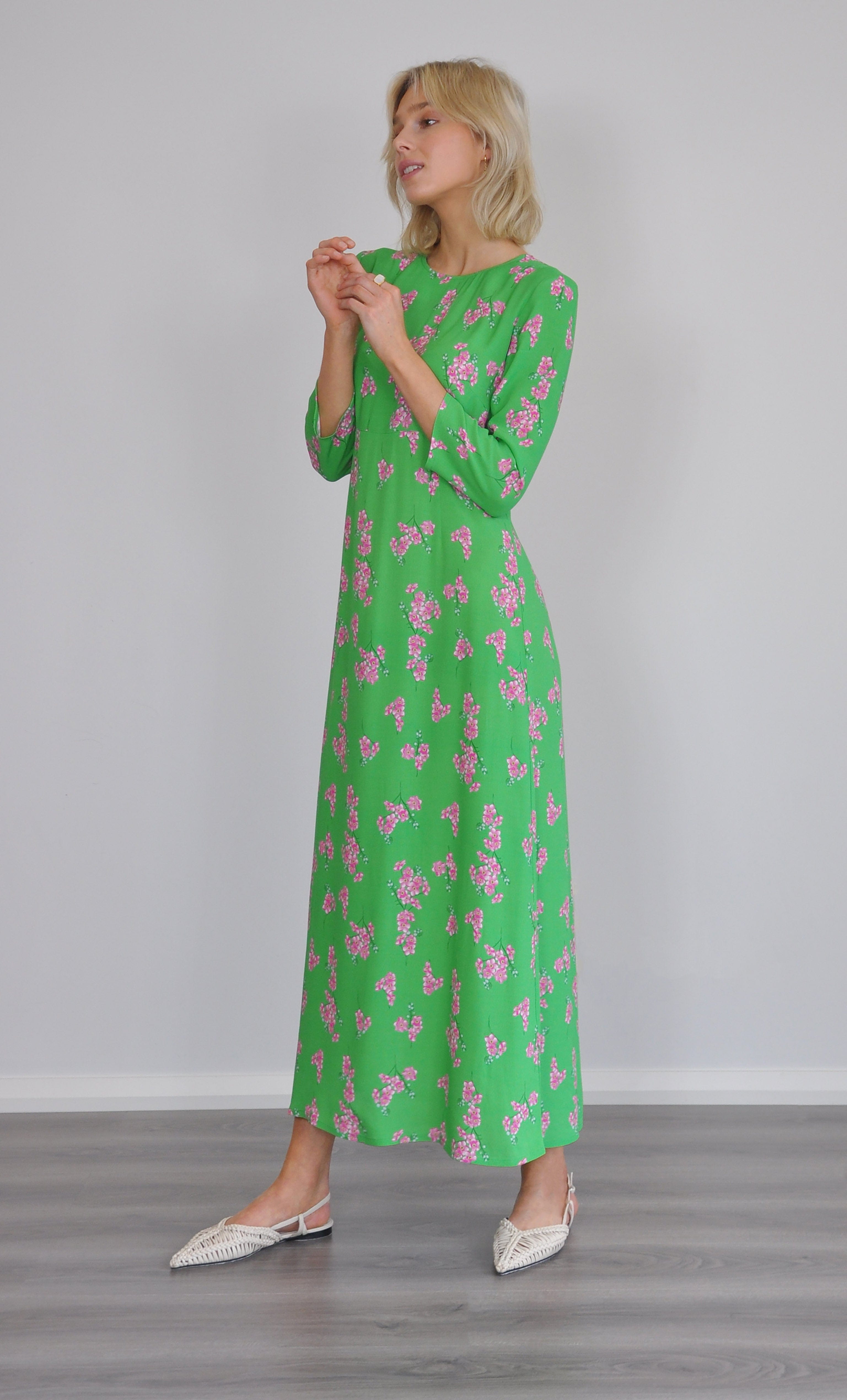 Vivienne Empire Midi Dress in Cherry Blossom Print – Tunik Australia