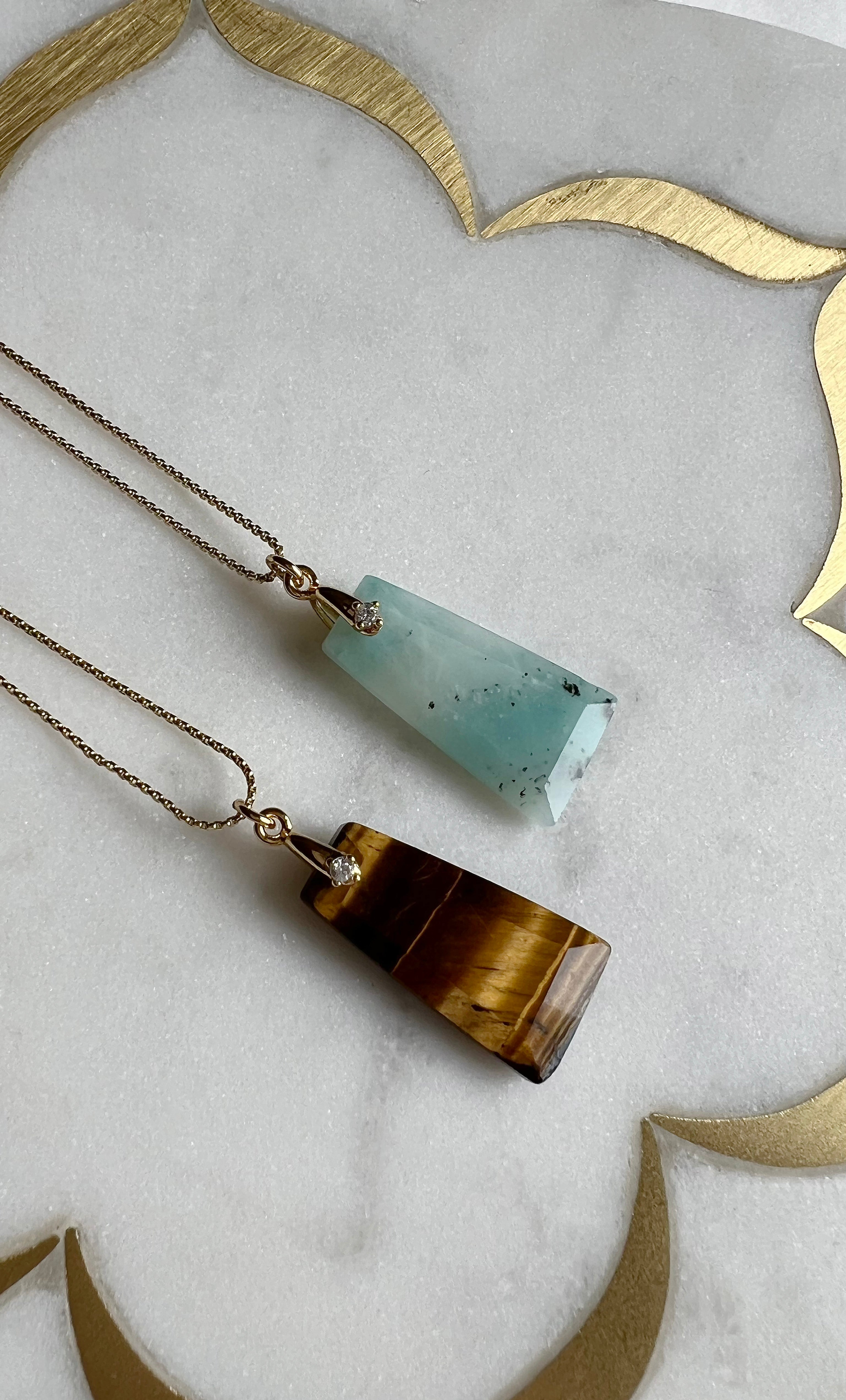 The Tunik Blessing Stone Necklace - Tigers Eye