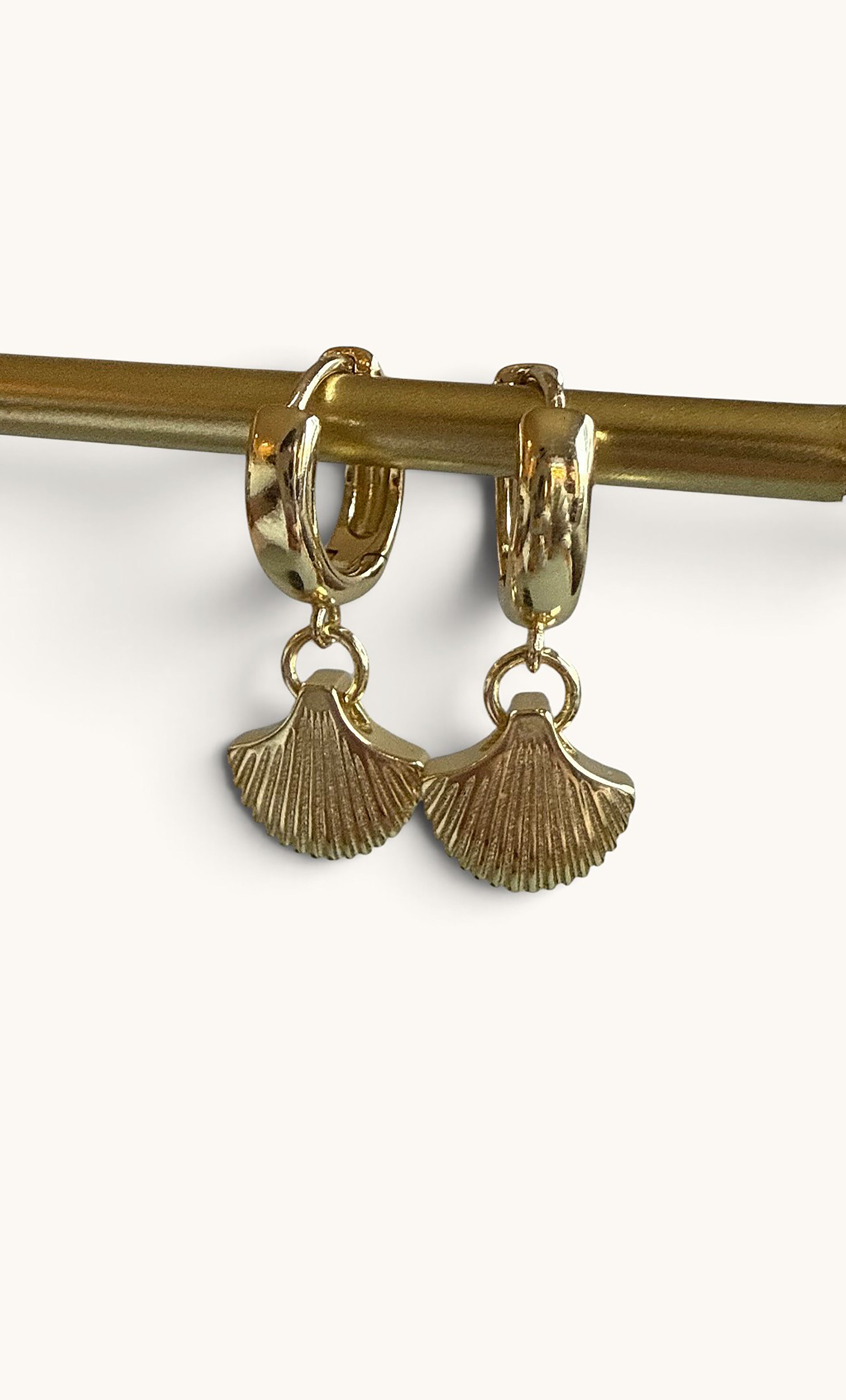 The Tunik Shell Form 24K Gold Fill Huggie Earrings | Tunik