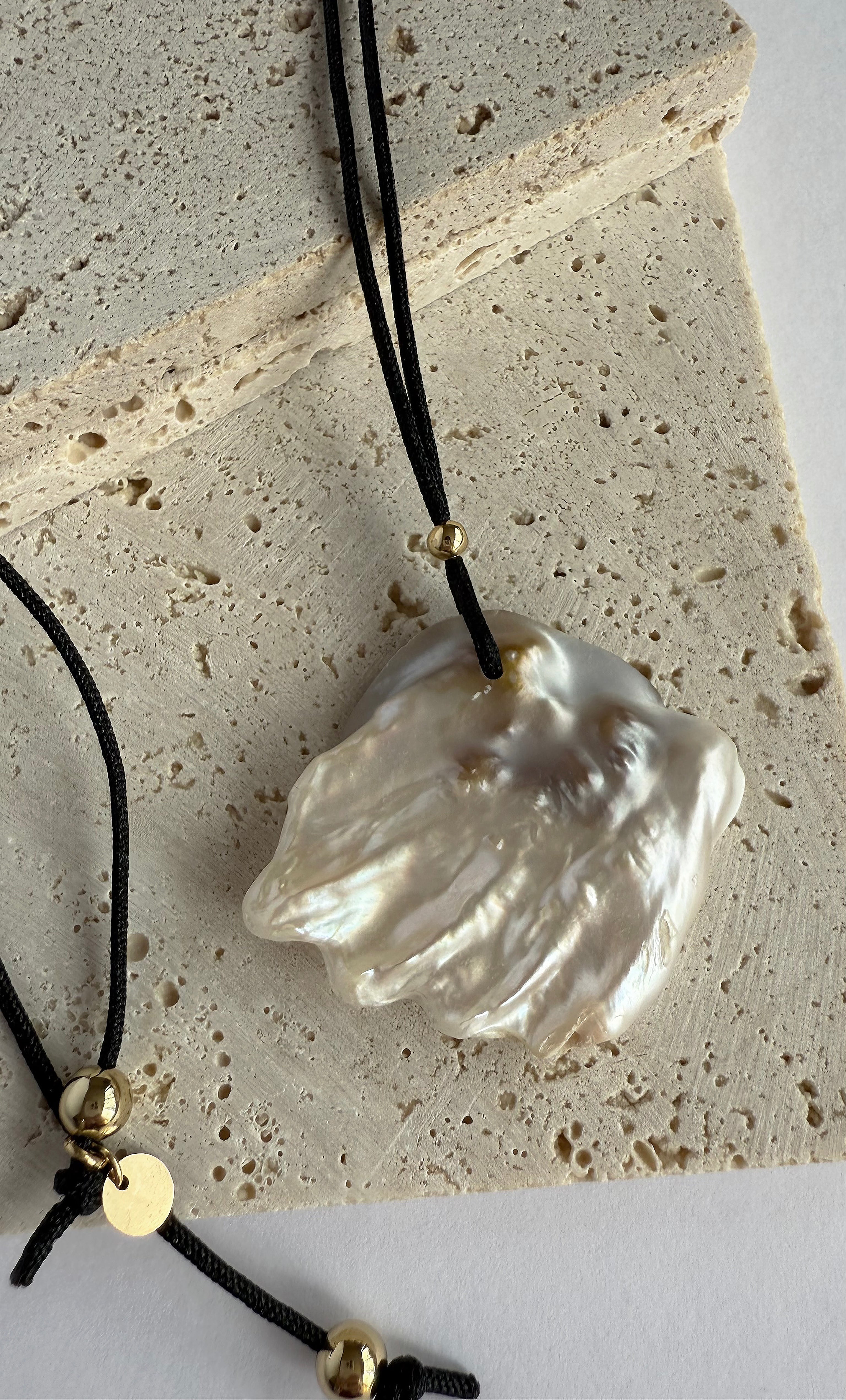 Voyage Wing Freshwater Blister Pearl Pendant Long Line Necklace | Tunik