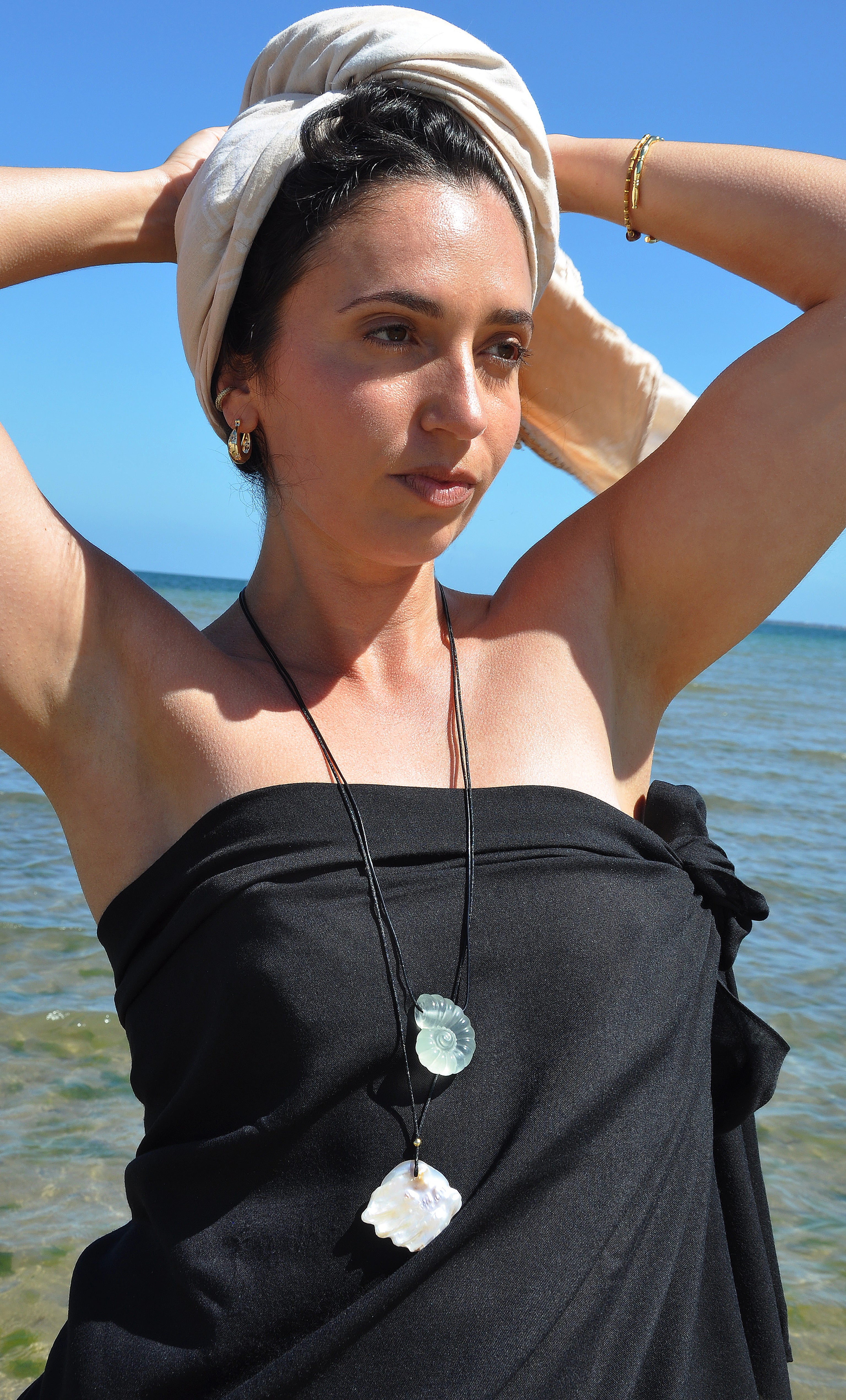 Aurora Carved AAA Grade Fluorite Stone Shell Long Pendant Necklace | Tunik