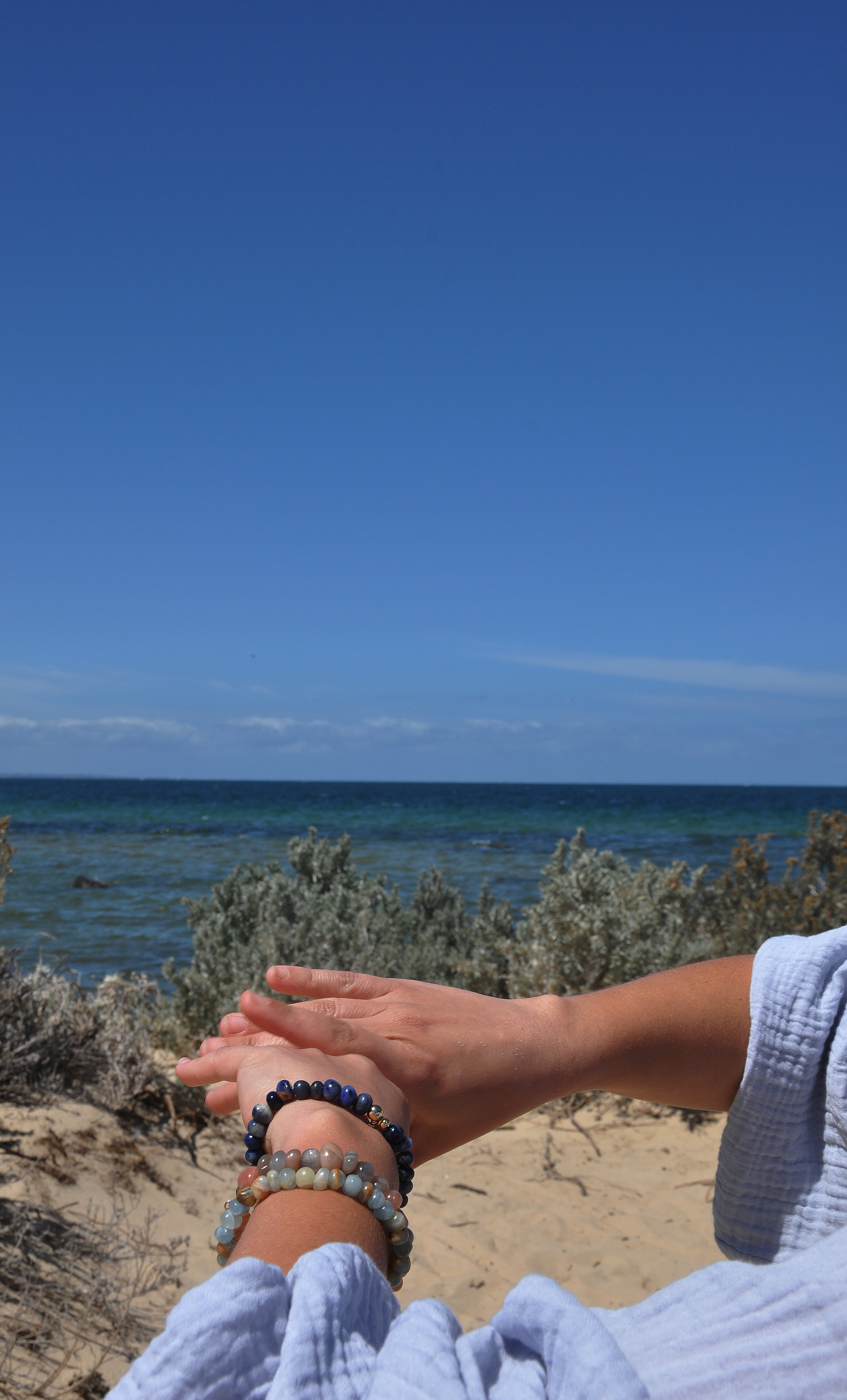 Drift Blue Sodalite Stone Beaded Bracelet | Tunik