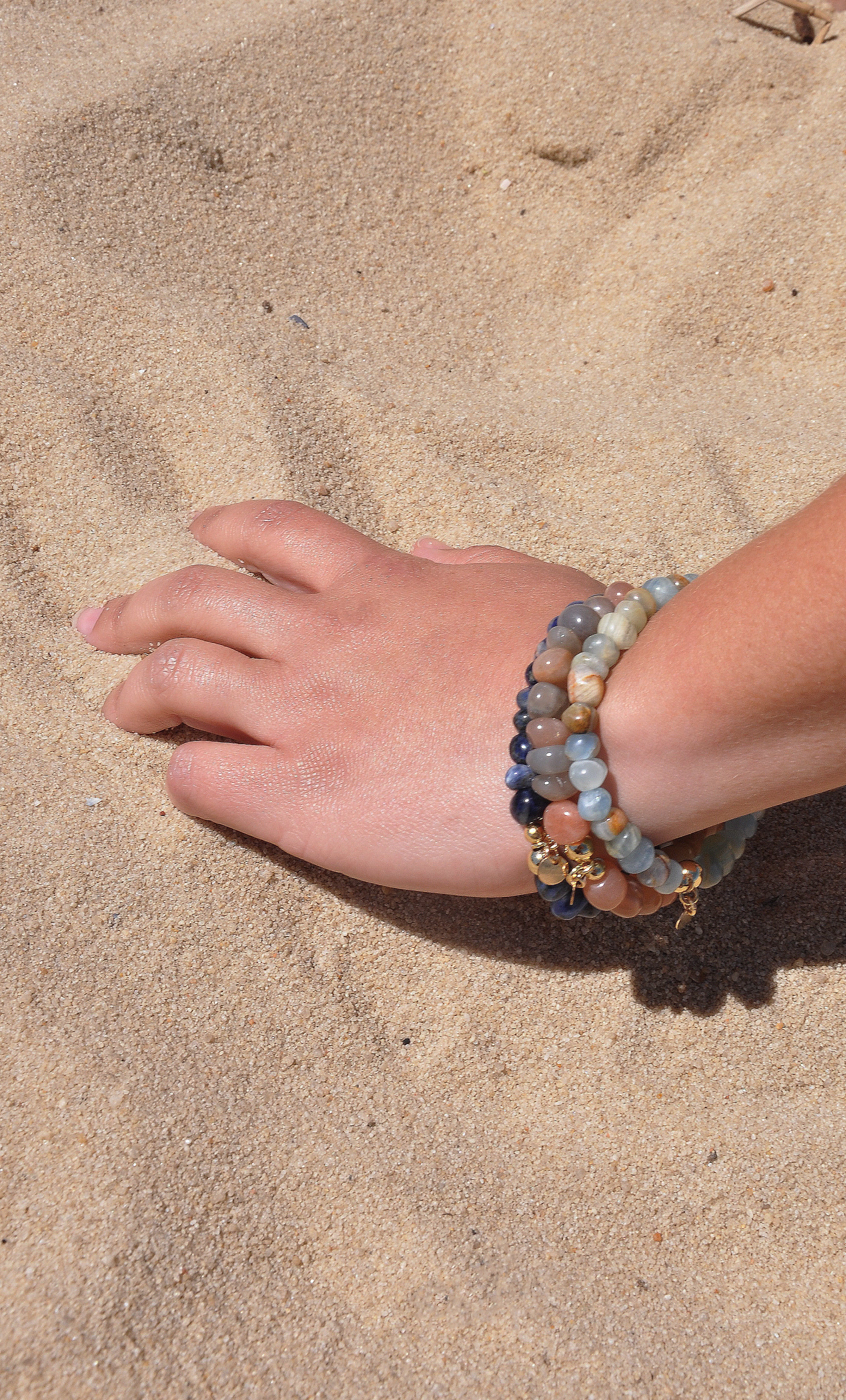 Drift Blue Sodalite Stone Beaded Bracelet | Tunik