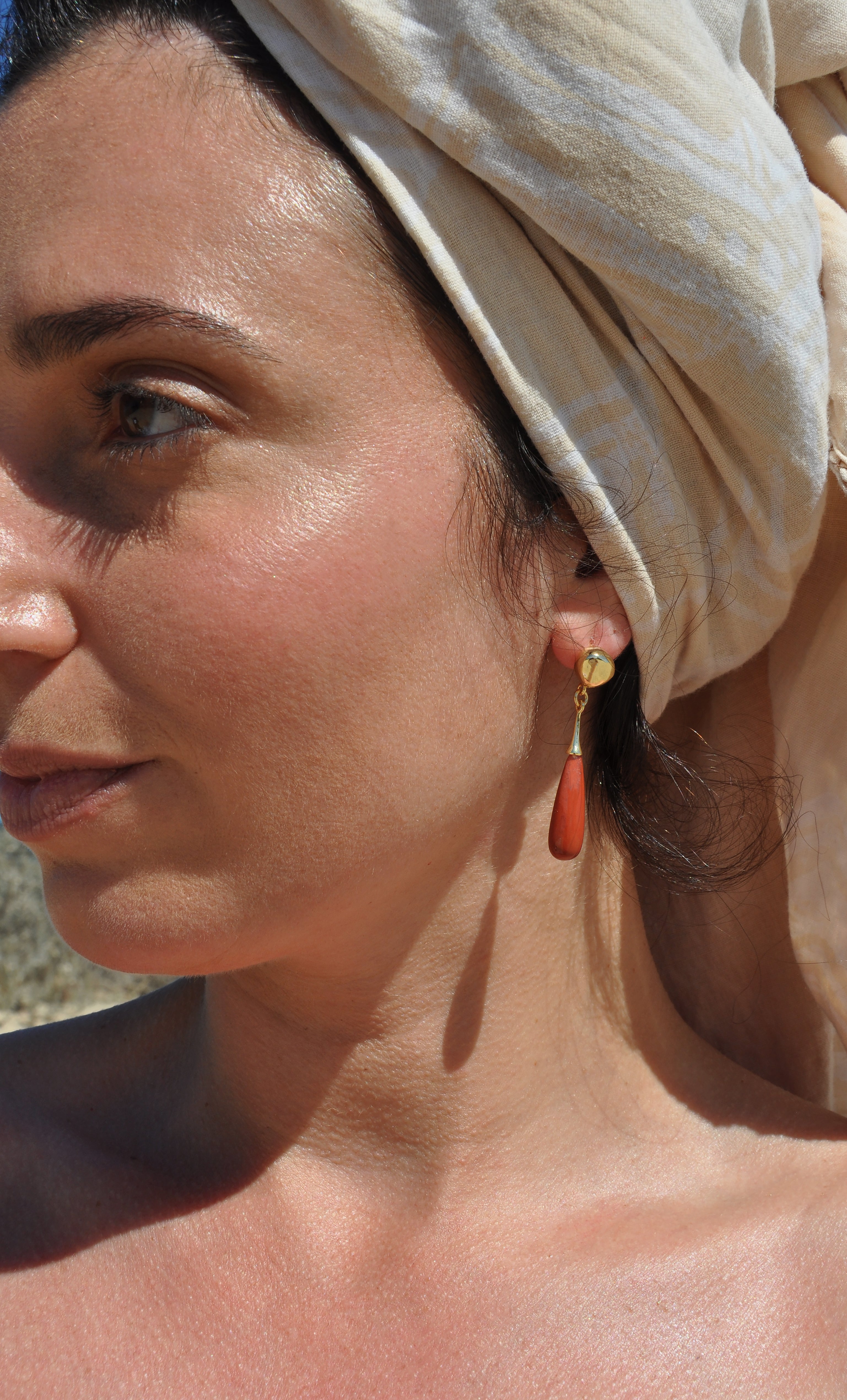 Wanderlight Carnelian Precious Stone Drop 24K Gold Fill Stud Earrings | Tunik