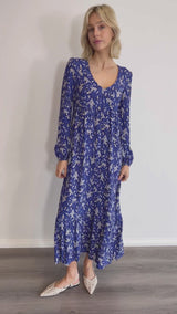 The Tunik Lola maxi dress - Poetic Daisy Cobalt print