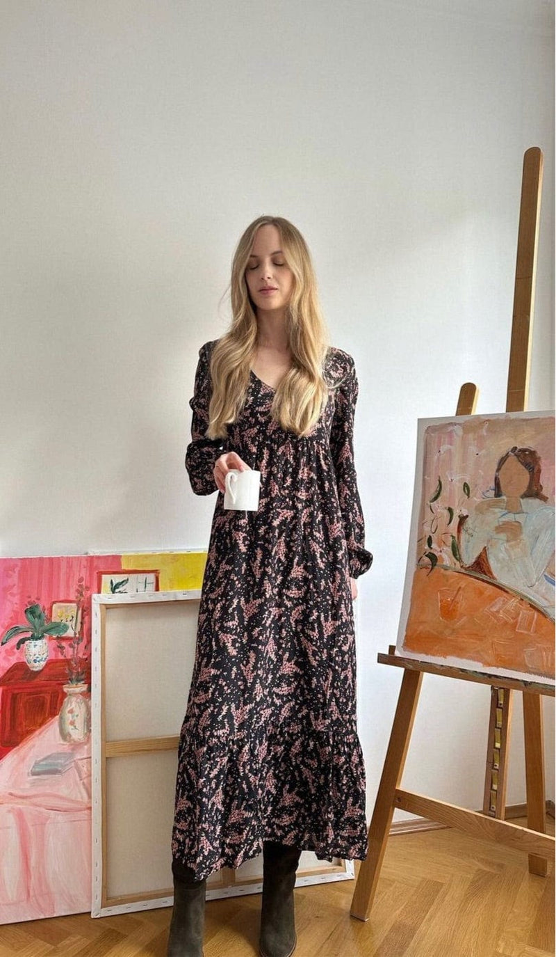 The Tunik Lola maxi dress - Poetic Daisy Black print